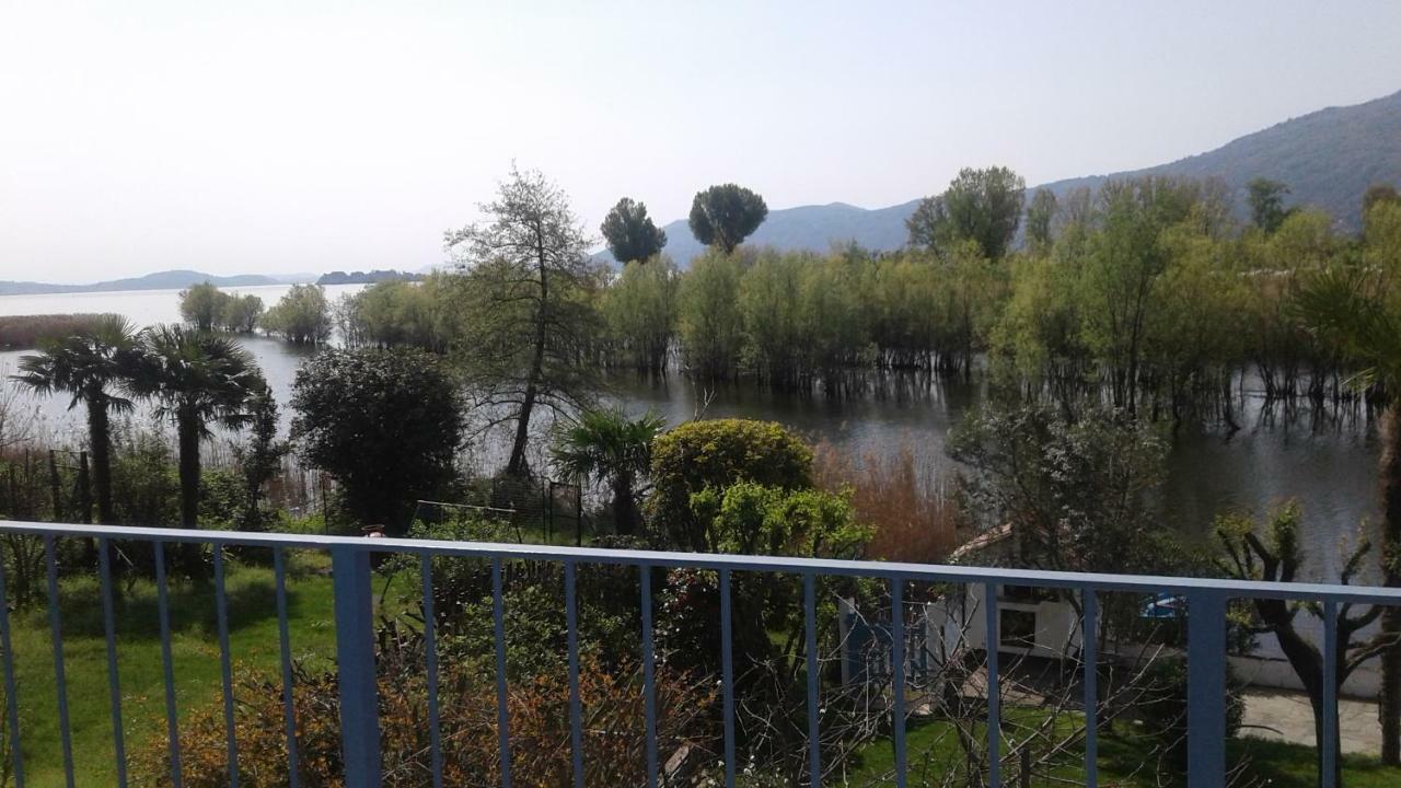 Una Finestra Sul Lago..Appartamento Verbania Eksteriør billede